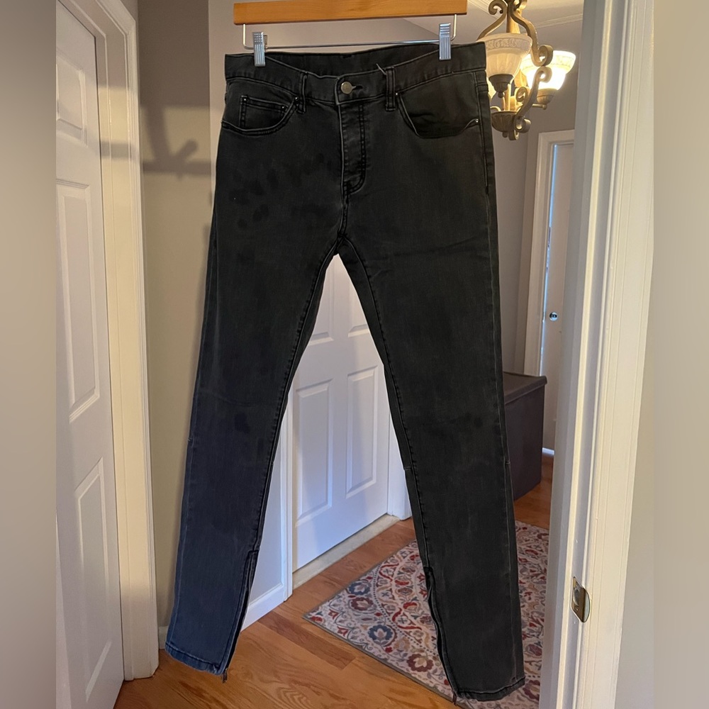 MNML Stretch Denim (Size 32)